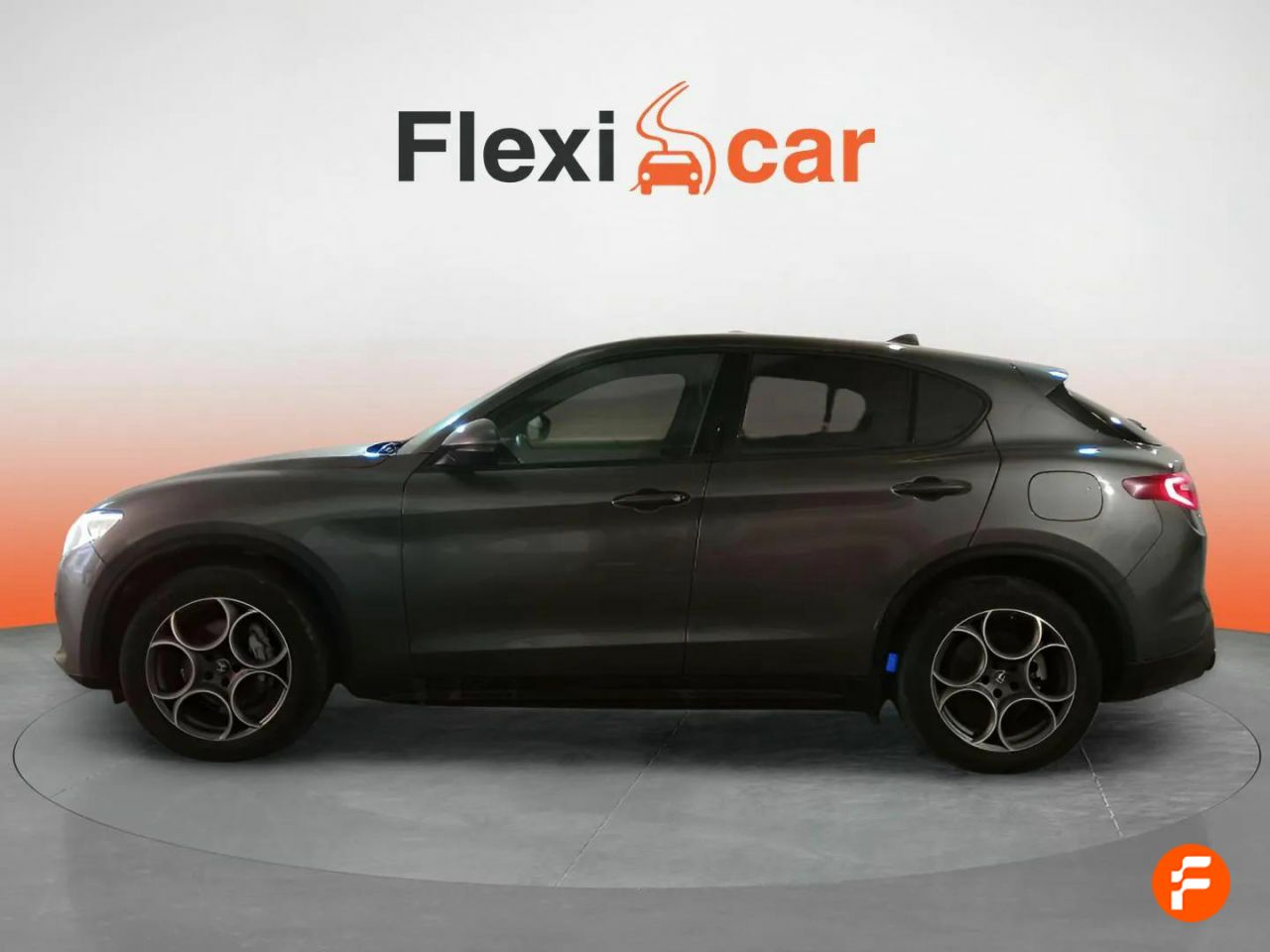 Foto Alfa Romeo Stelvio 5