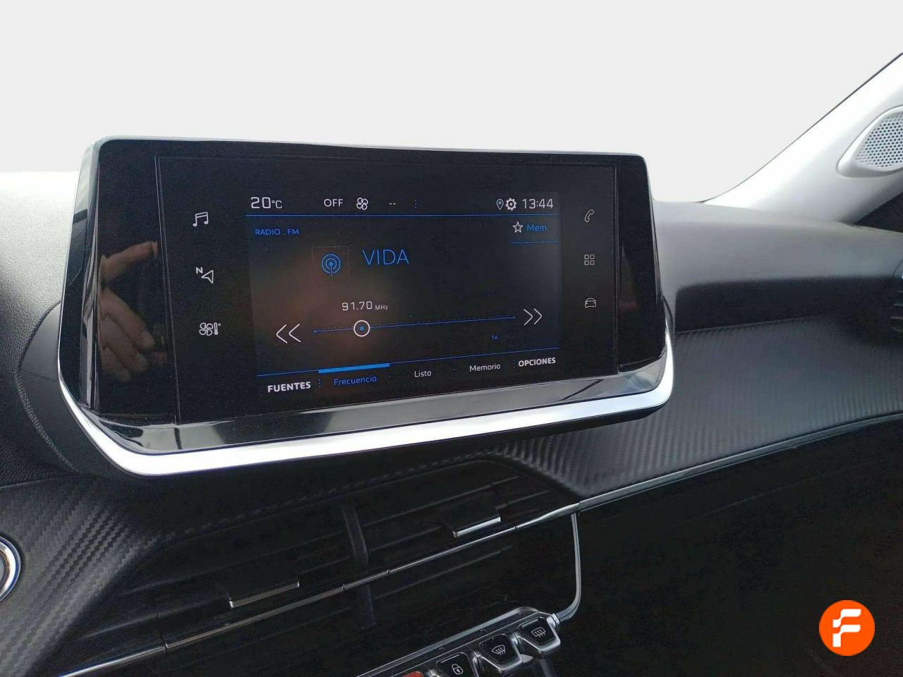 Foto Peugeot 2008 10