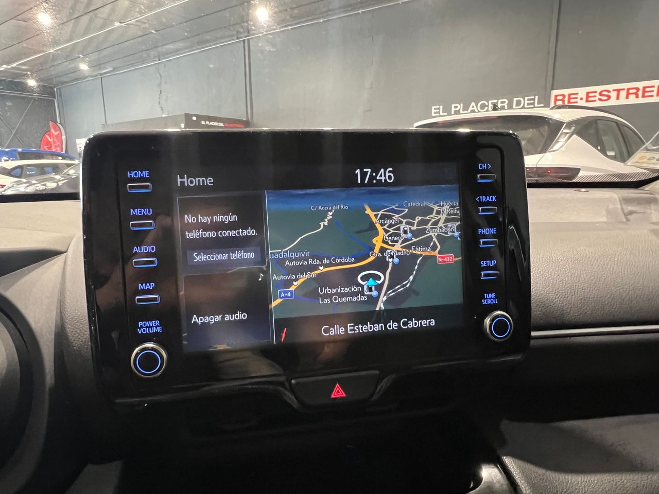 Foto Toyota Yaris 8
