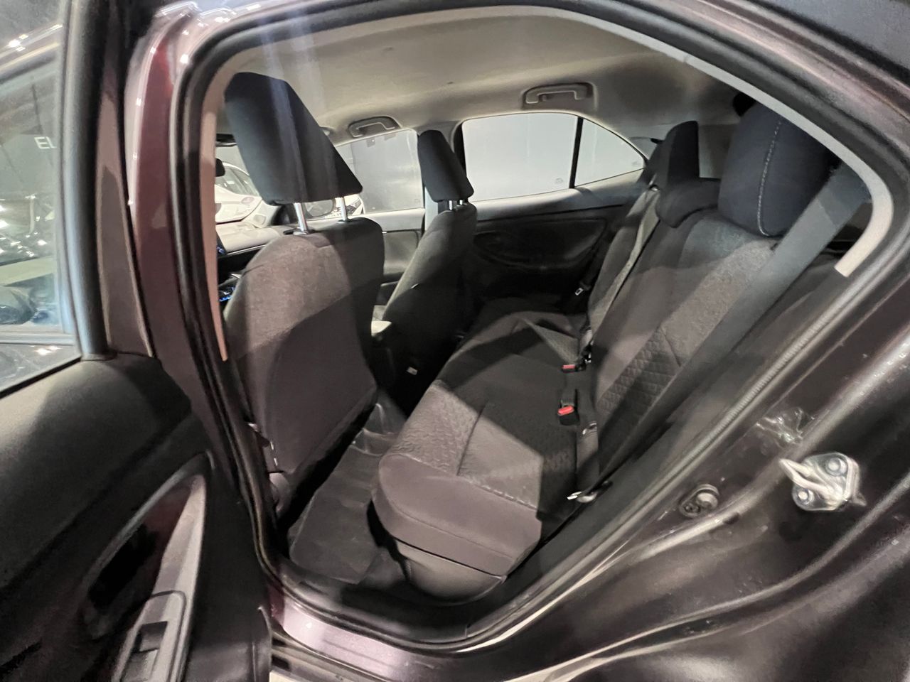 Foto Toyota Yaris 12