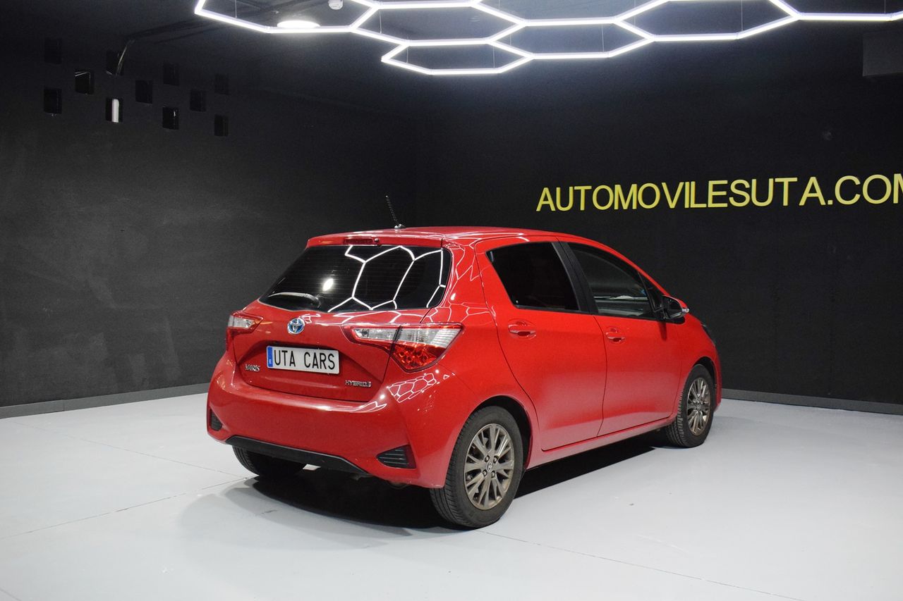 Foto Toyota Yaris 6