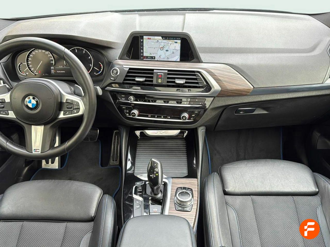 Foto BMW X4 10