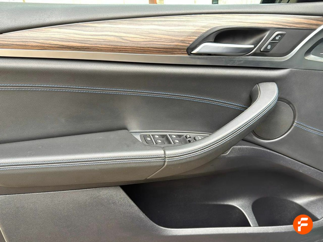 Foto BMW X4 24