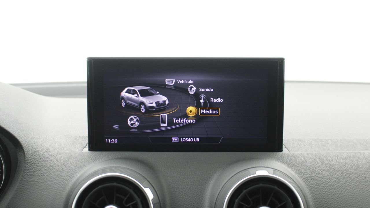Foto Audi Q2 12