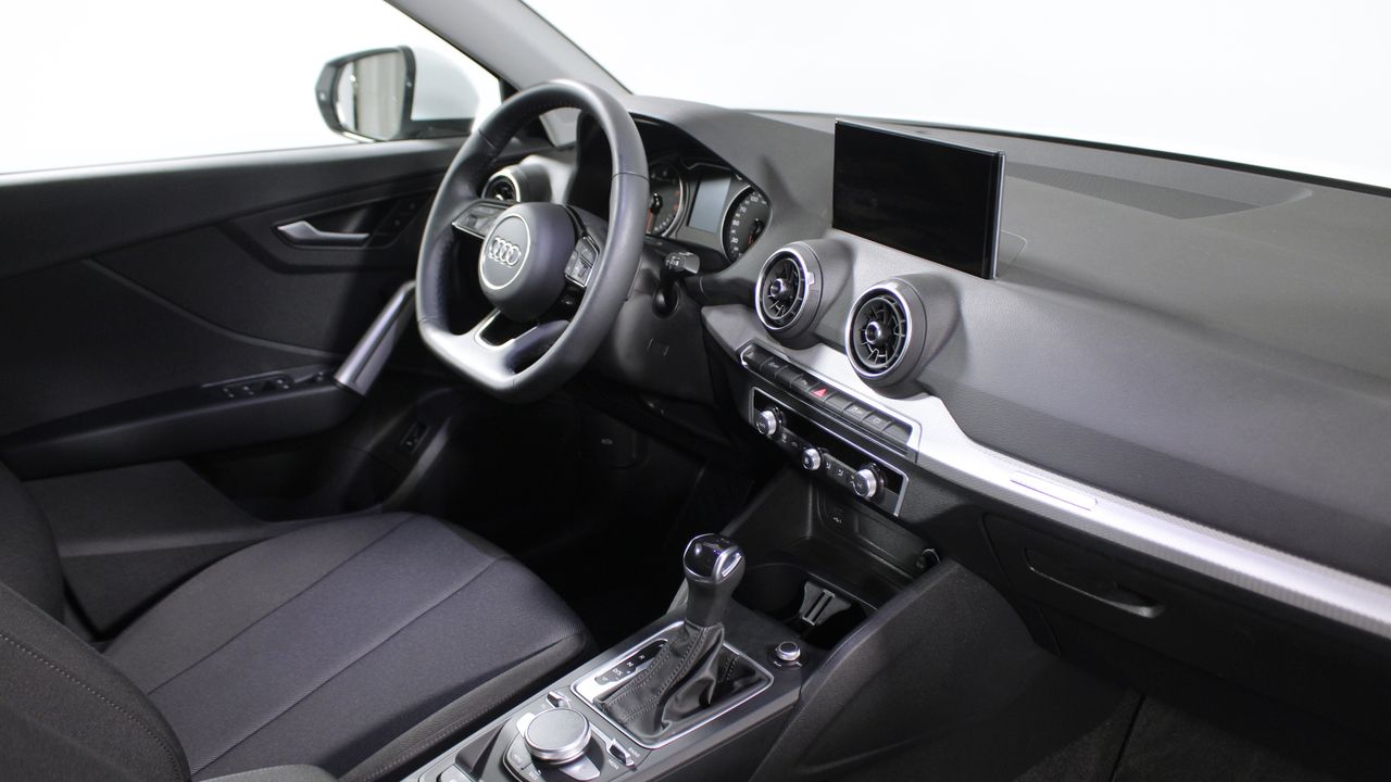 Foto Audi Q2 15
