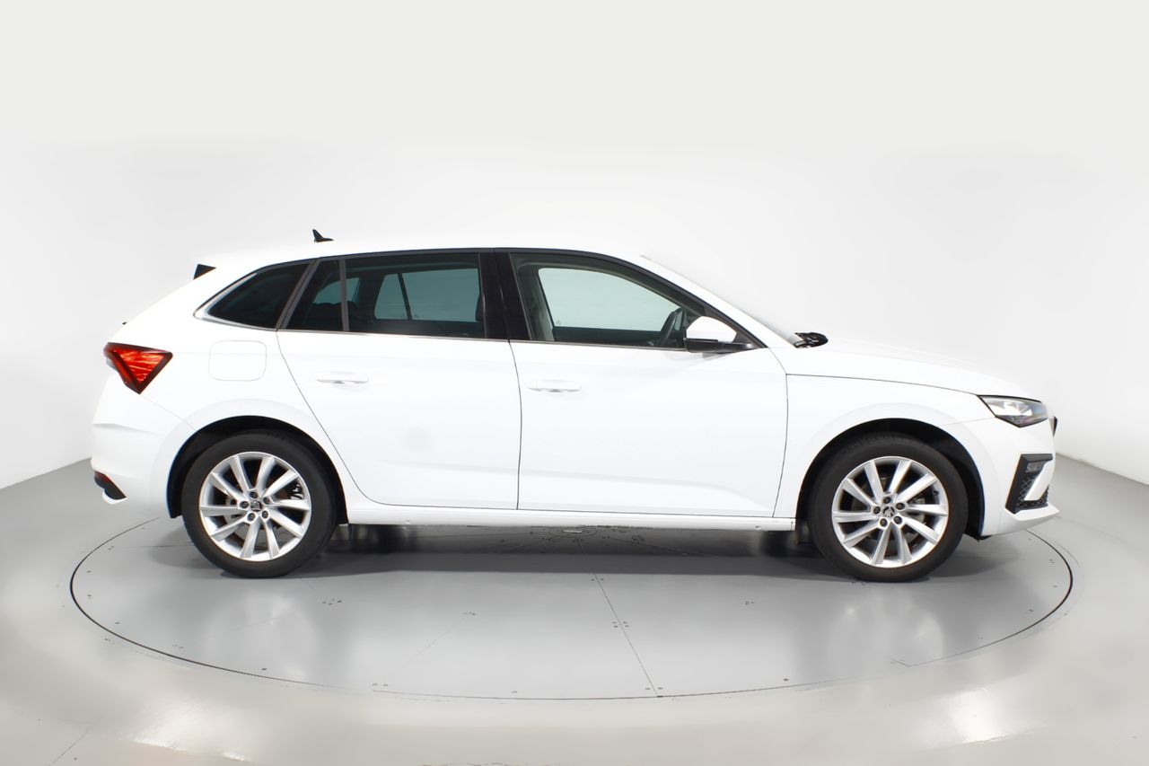 Foto Skoda Scala 3