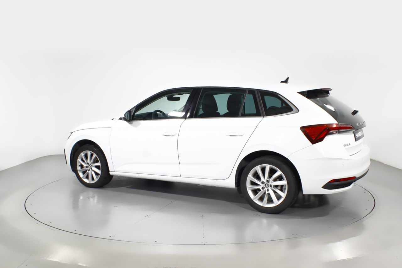 Foto Skoda Scala 18