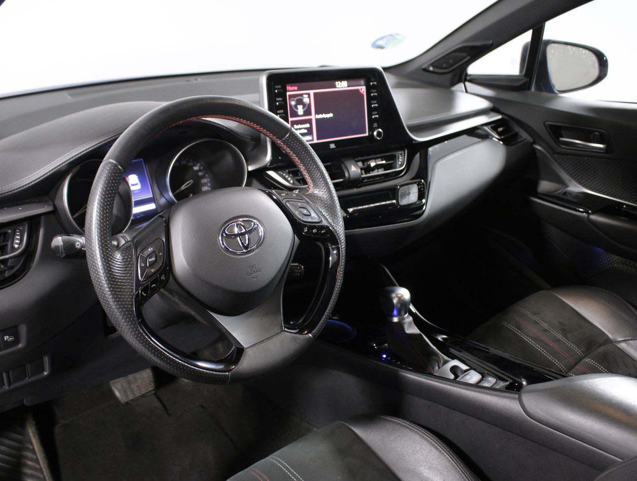 Foto Toyota C-HR 28