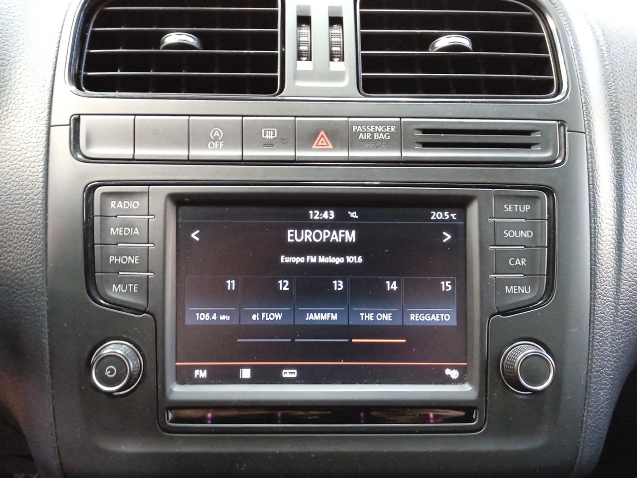 Foto Volkswagen Polo 15