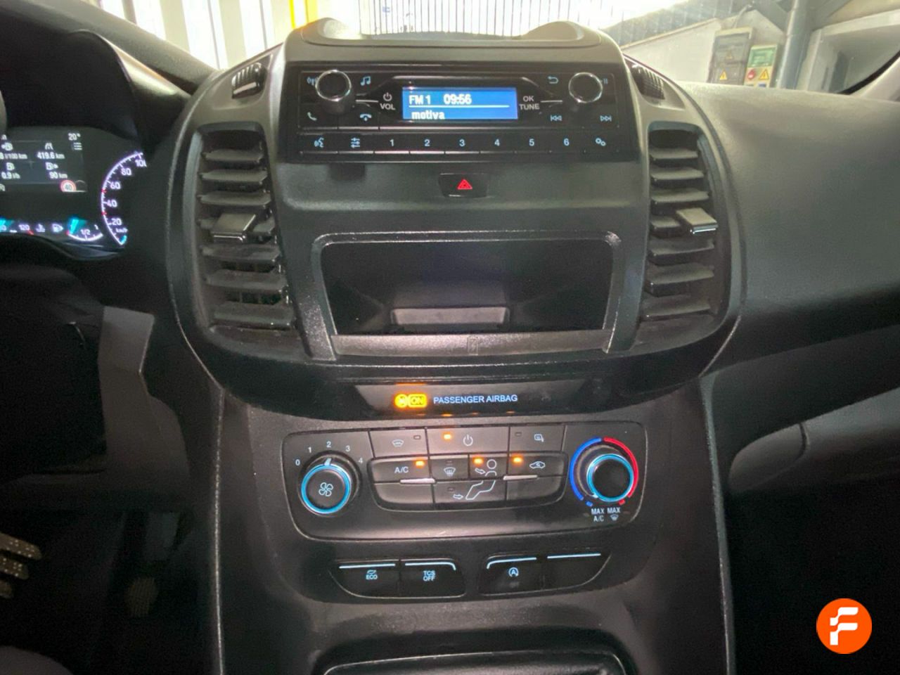 Foto Ford Transit Connect 15