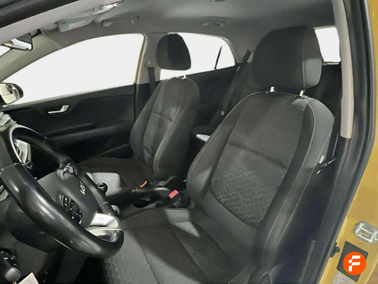 Foto Kia Rio 13