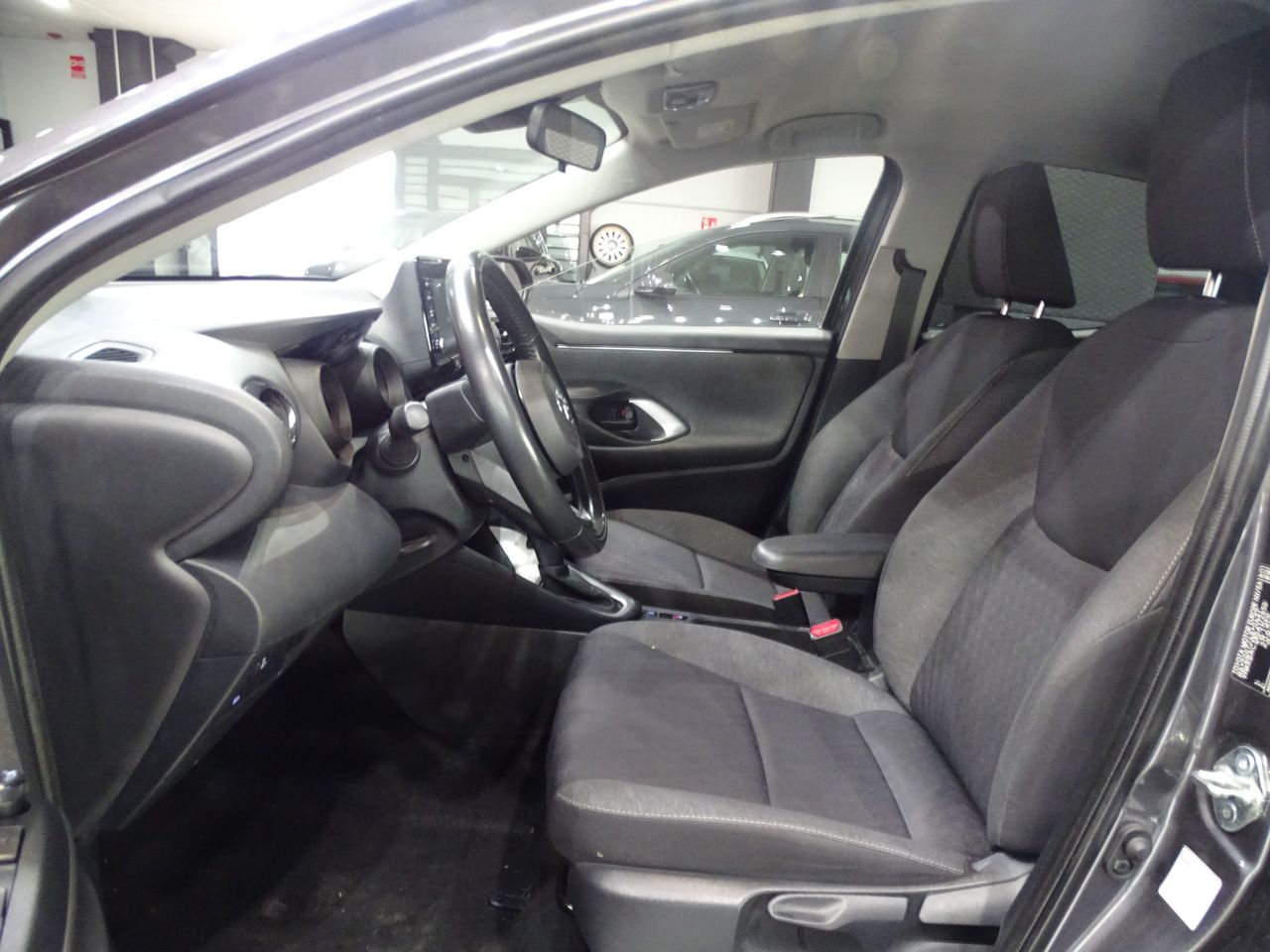 Foto Toyota Yaris 6