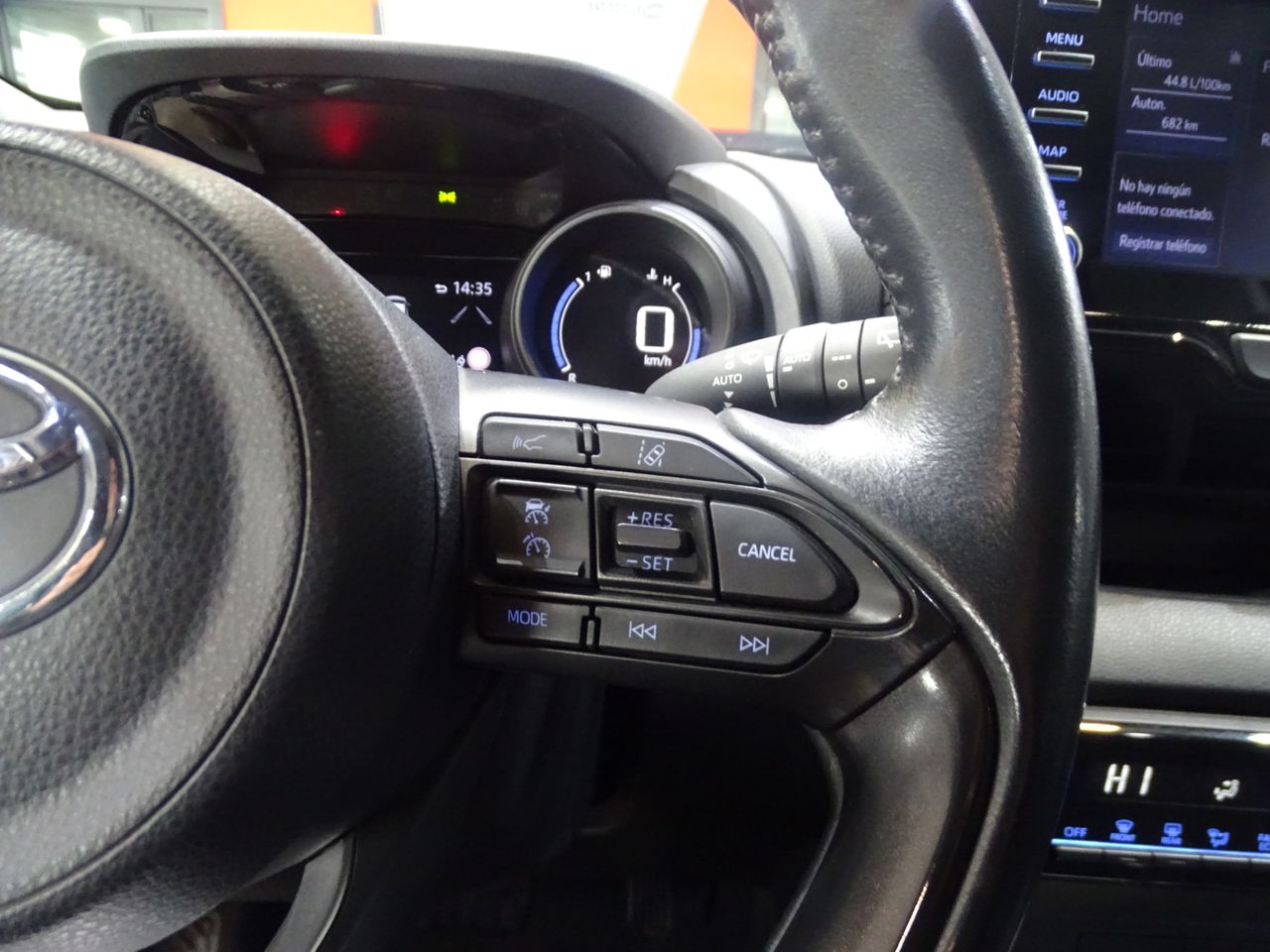 Foto Toyota Yaris 14