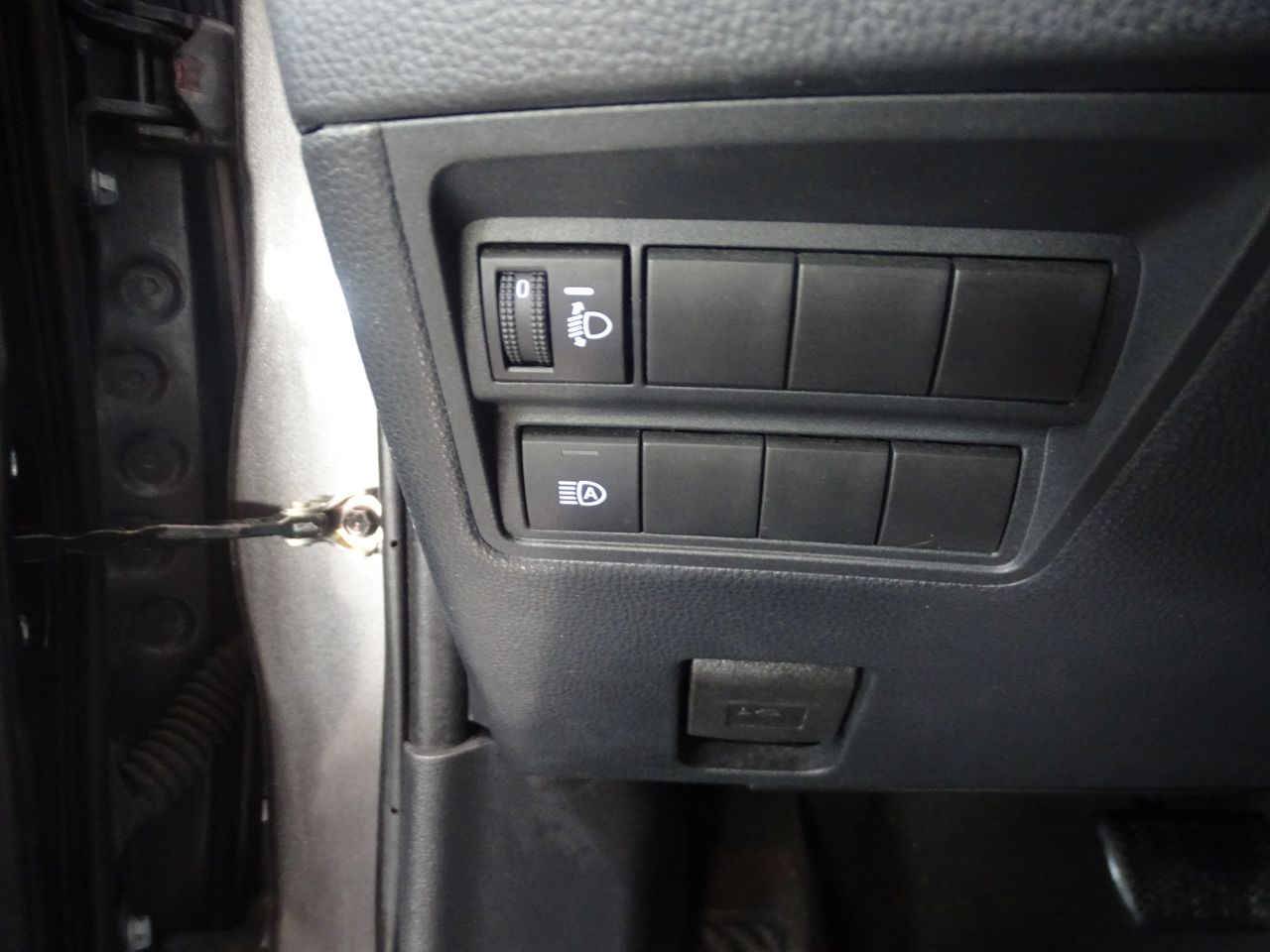 Foto Toyota Yaris 17