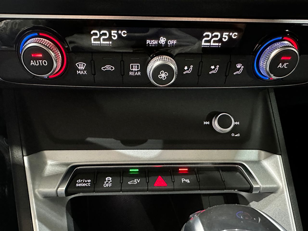 Foto Audi Q3 23
