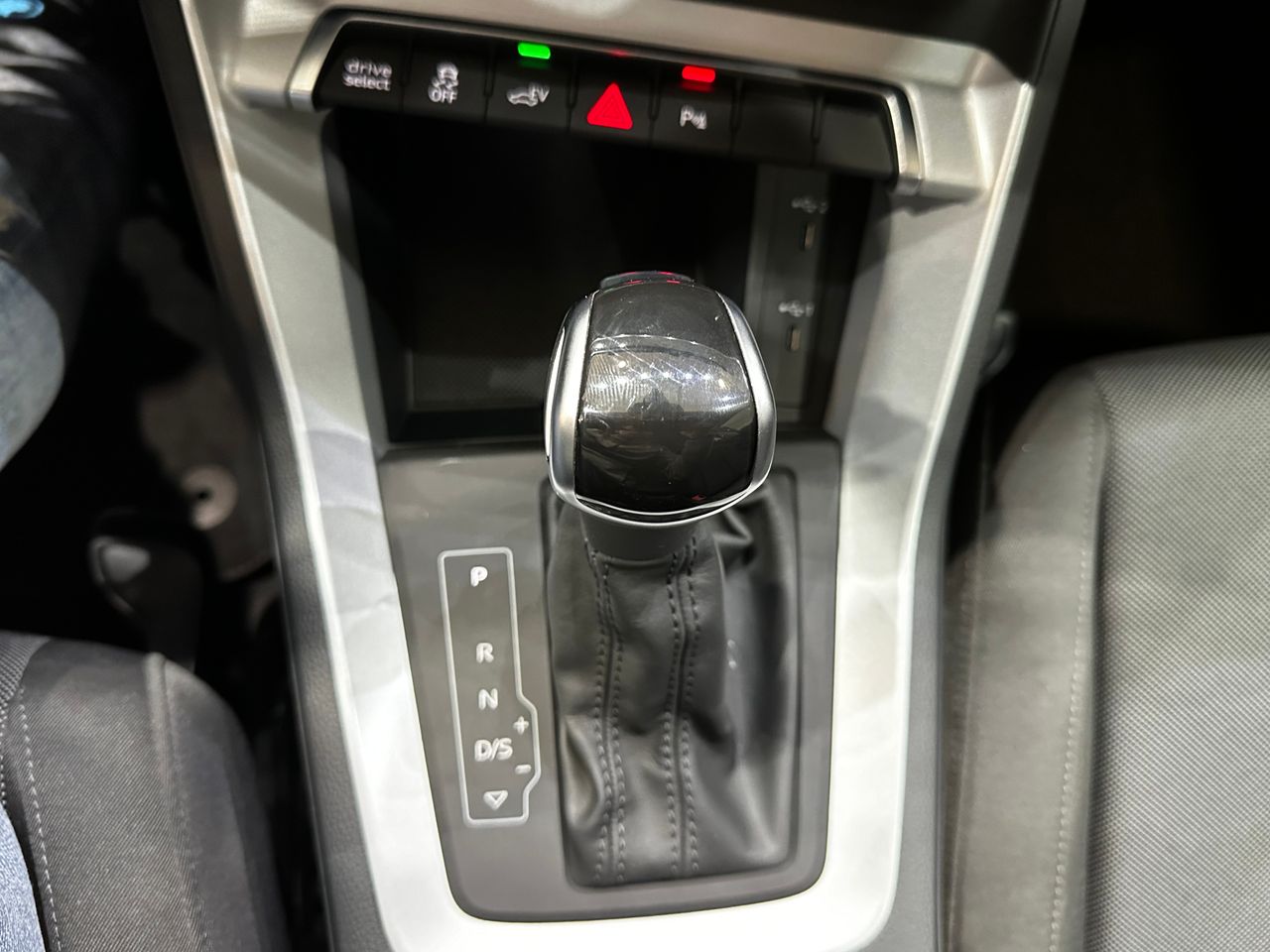 Foto Audi Q3 24