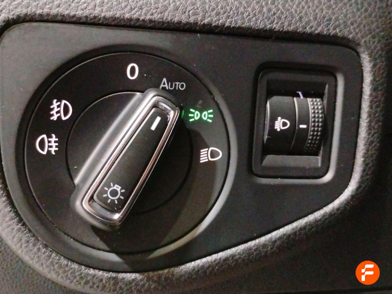 Foto Volkswagen Golf 20