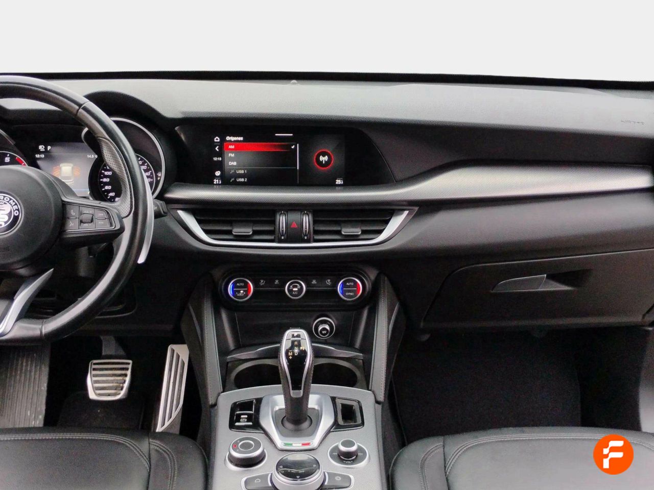 Foto Alfa Romeo Stelvio 10