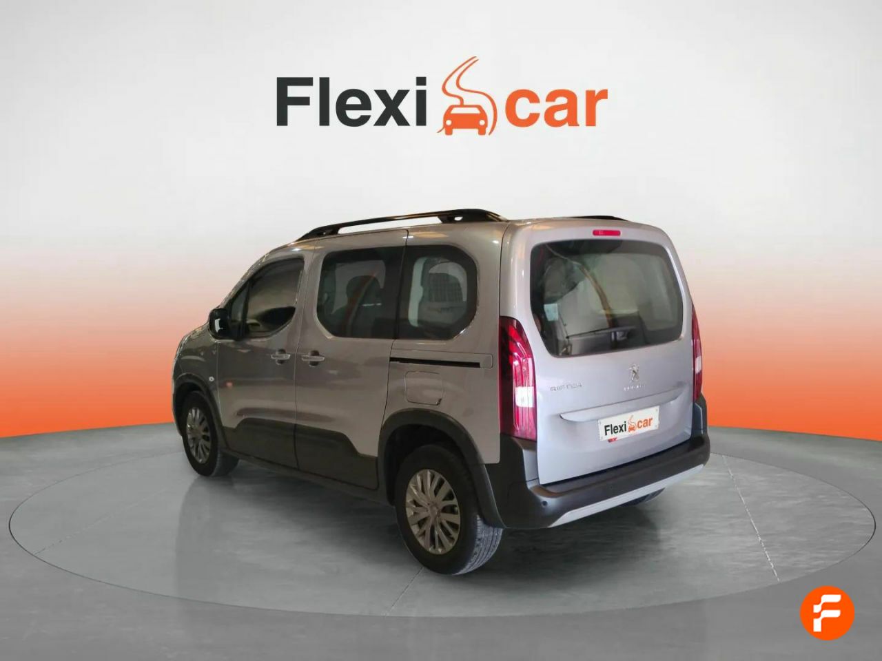 Foto Peugeot Rifter 9