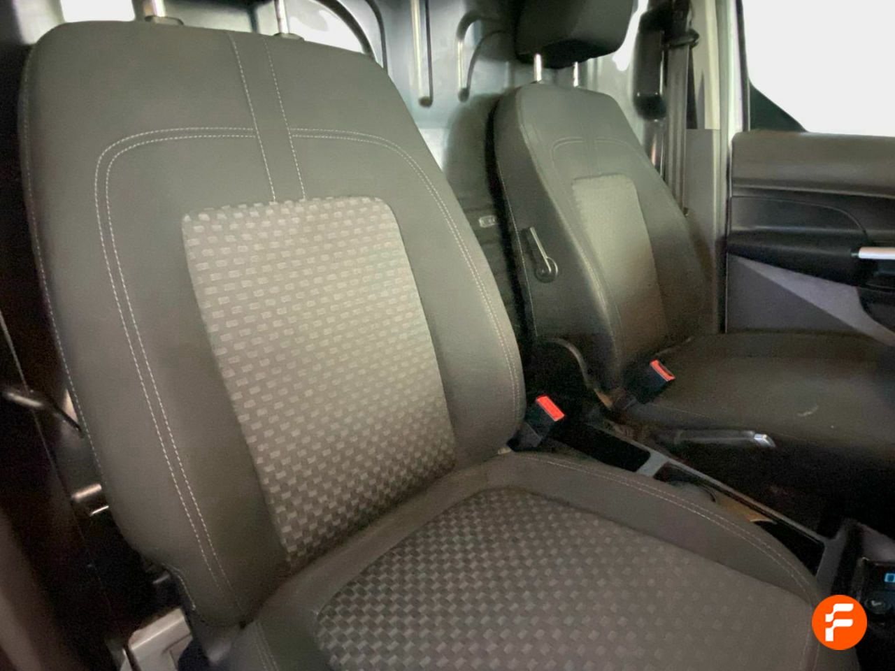 Foto Ford Transit Connect 17