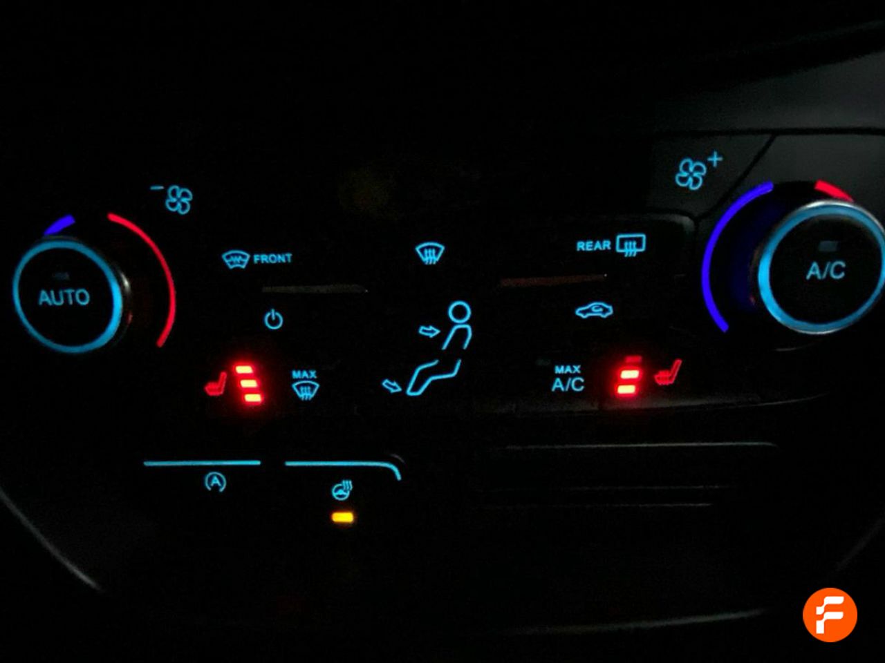 Foto Ford Kuga 17