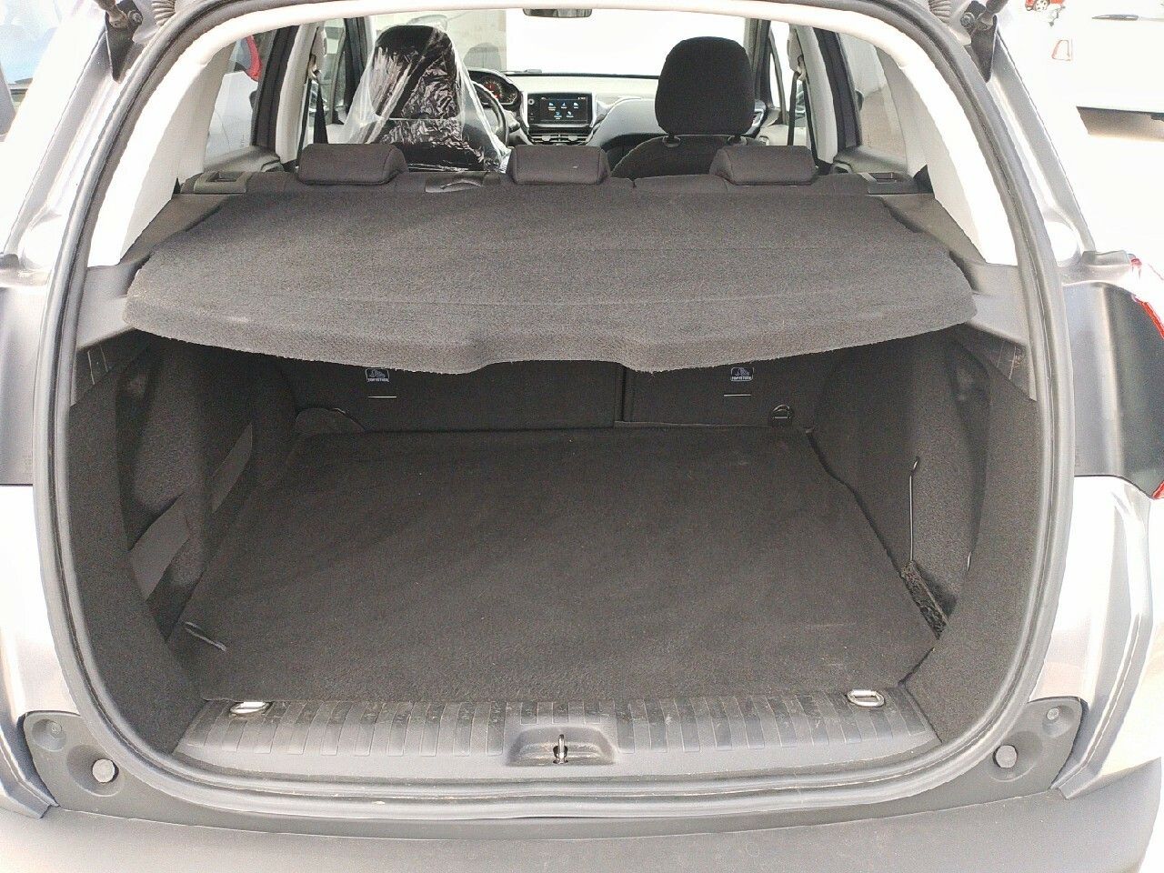 Foto Peugeot 2008 6
