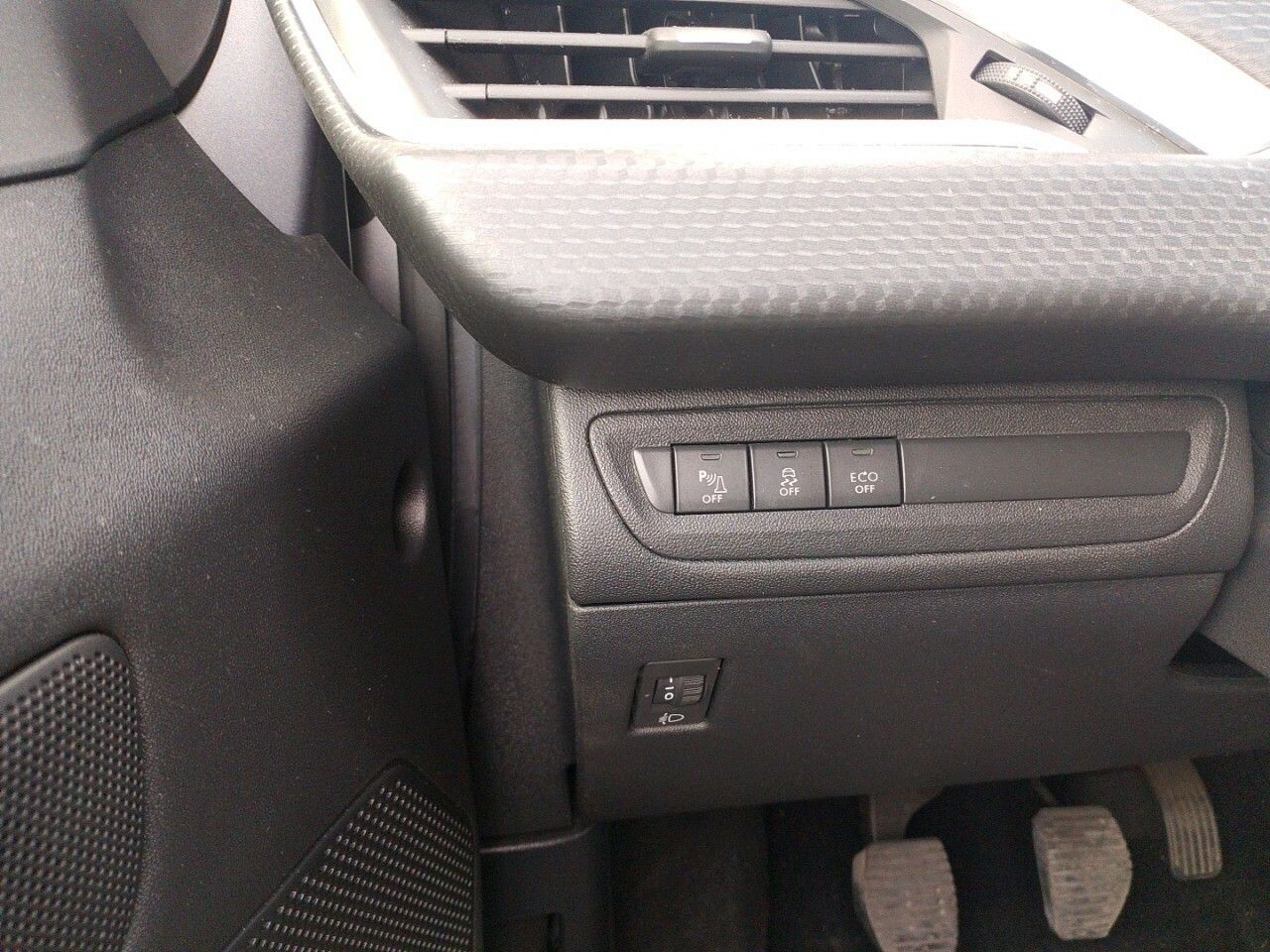 Foto Peugeot 2008 18