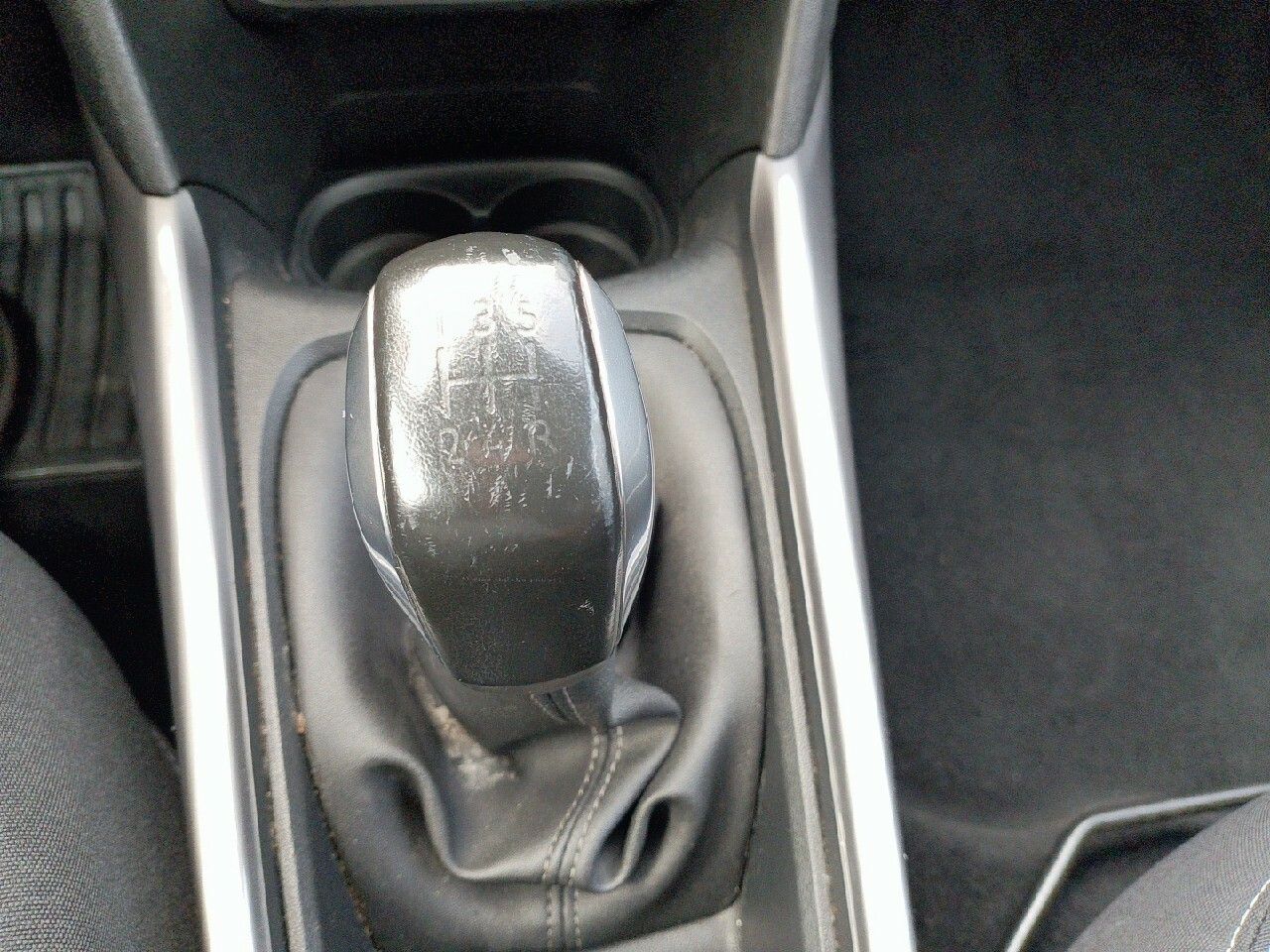 Foto Peugeot 2008 19