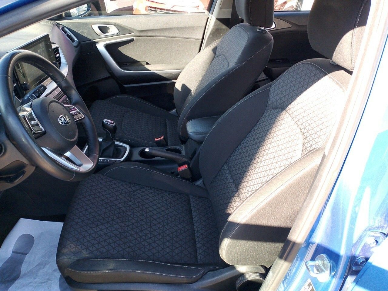 Foto Kia XCeed 9