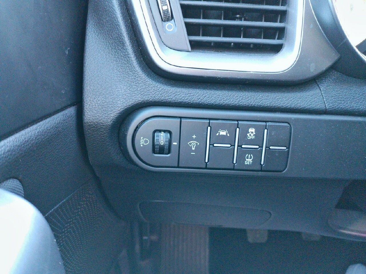 Foto Kia XCeed 14
