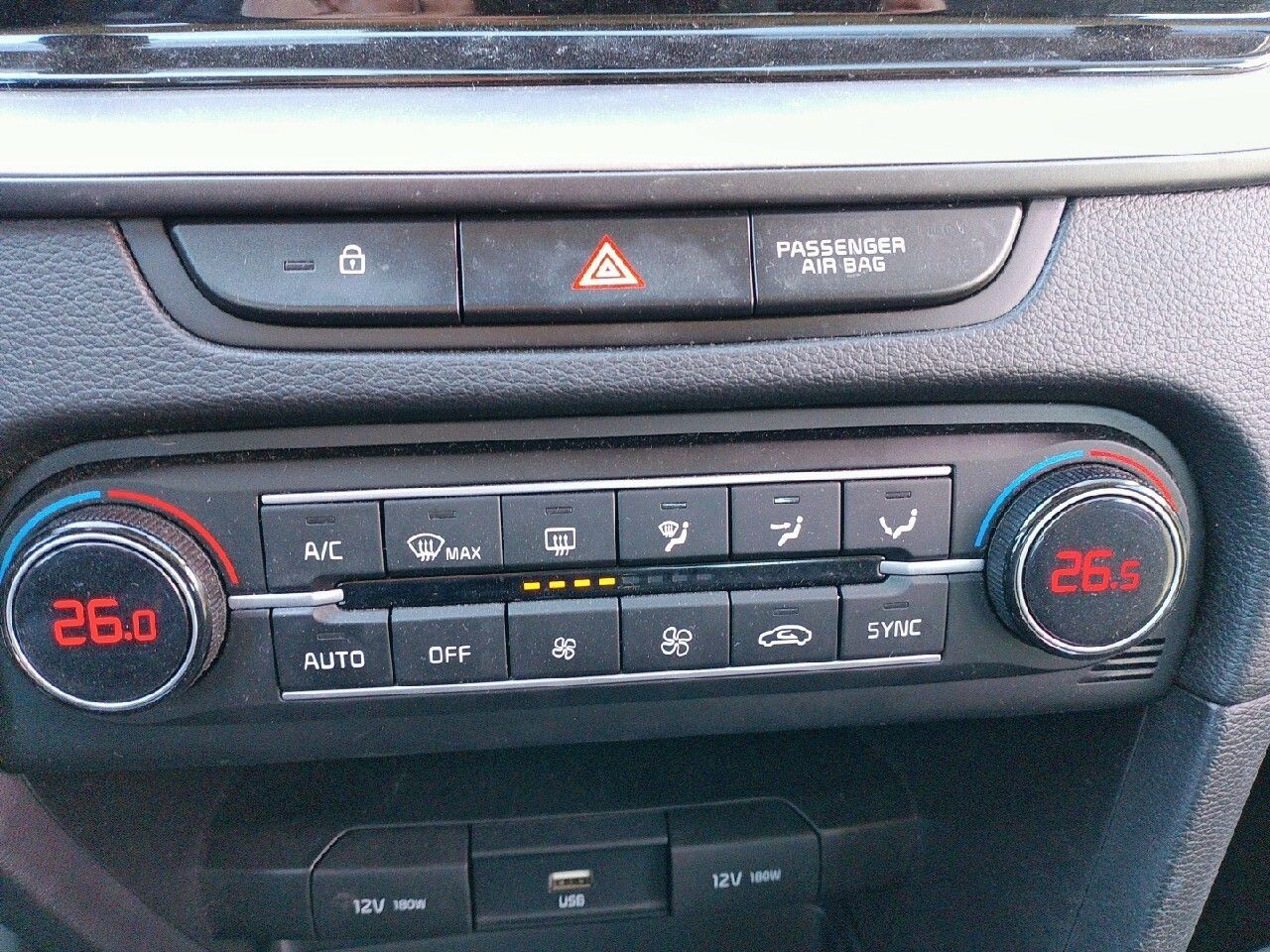 Foto Kia XCeed 16