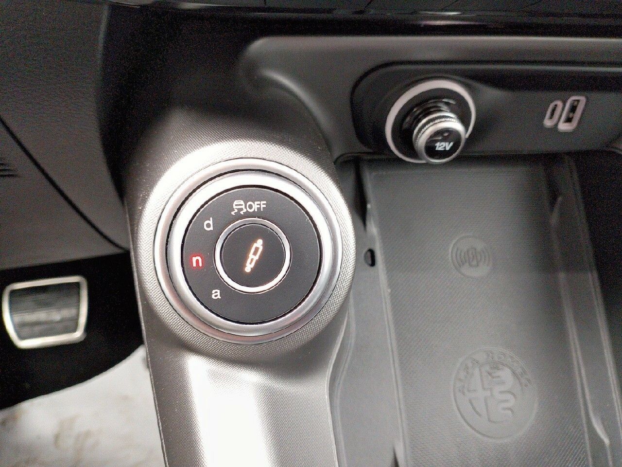 Foto Alfa Romeo Tonale 18