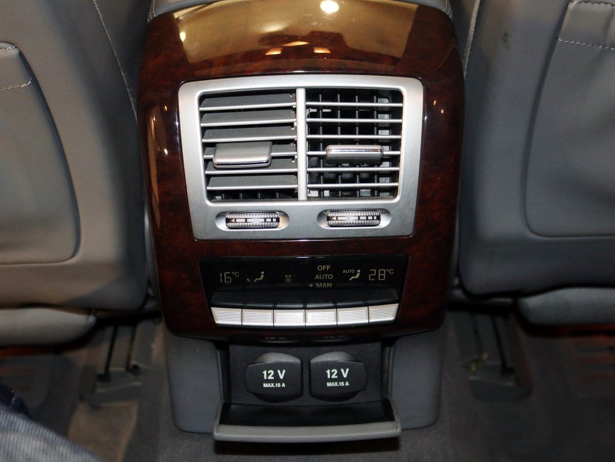 Foto Mercedes-Benz Clase S 30