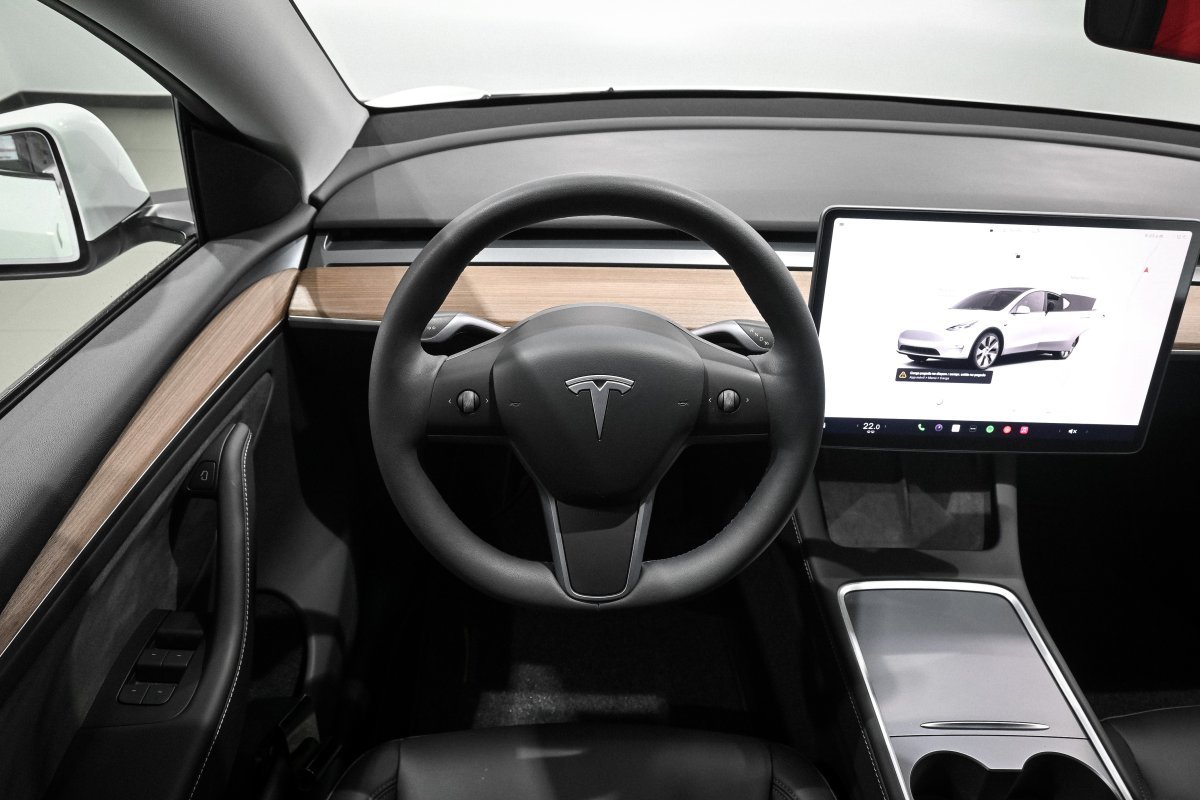 Foto Tesla Model Y 18