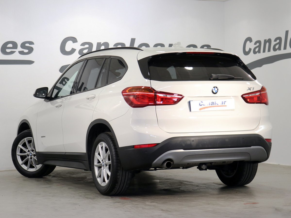 Foto BMW X1 6
