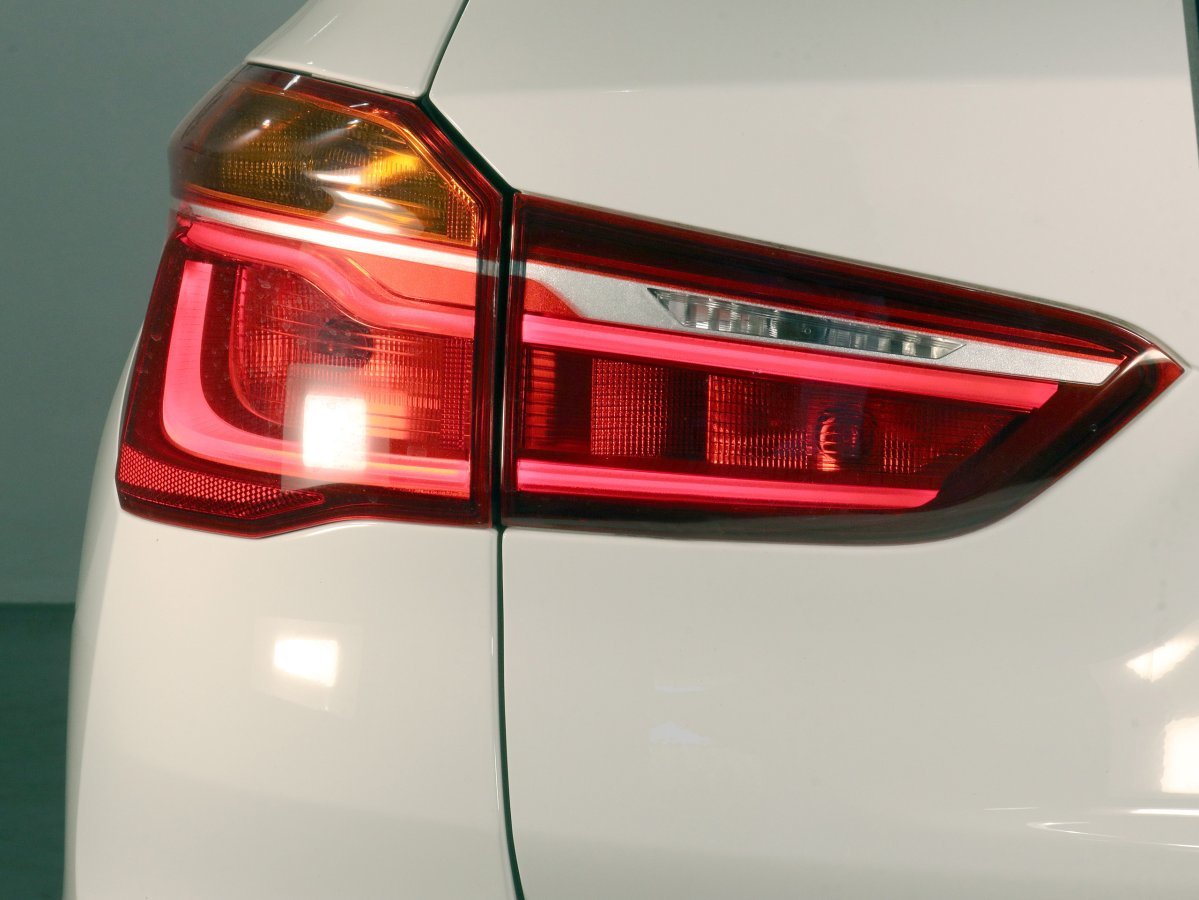 Foto BMW X1 8