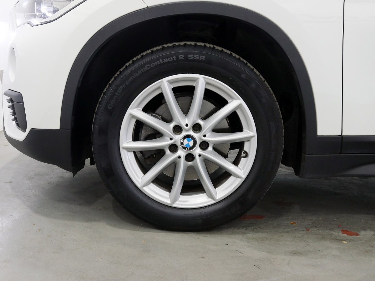 Foto BMW X1 32