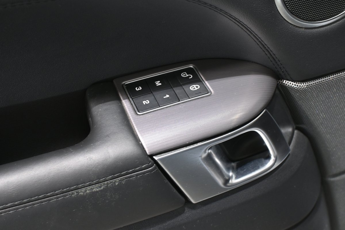 Foto Land-Rover Range Rover Sport 30