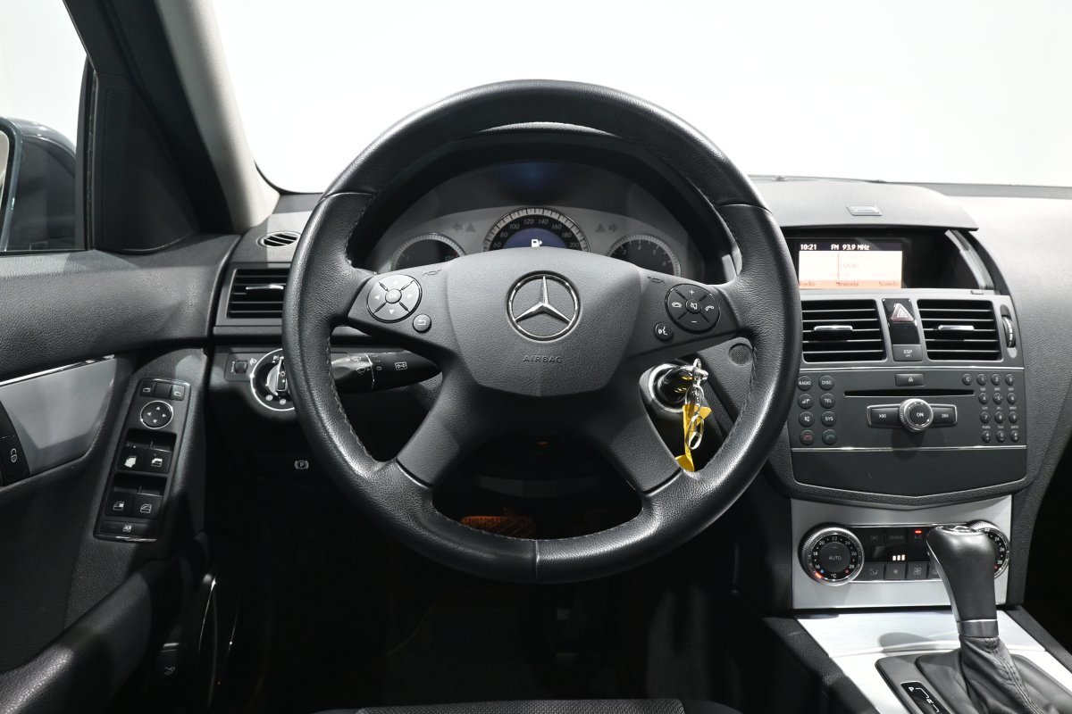 Foto Mercedes-Benz Clase C 18