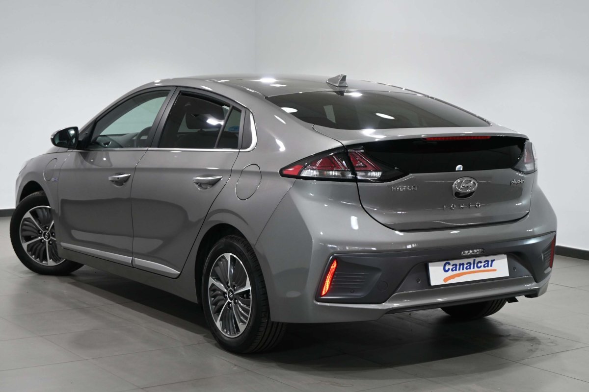 Foto Hyundai IONIQ 6
