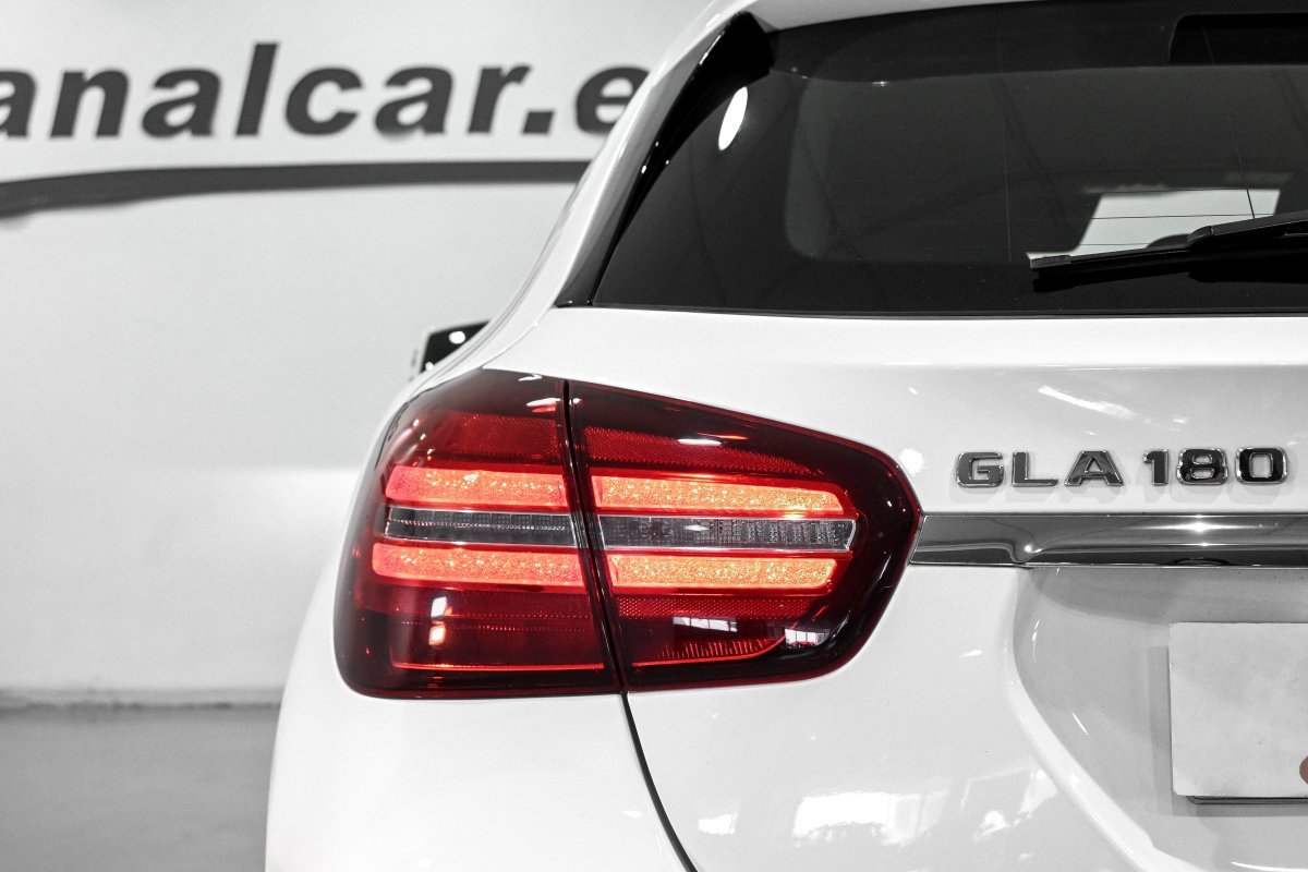Foto Mercedes-Benz Clase GLA 9