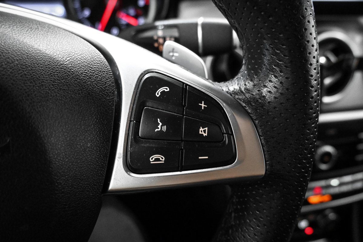 Foto Mercedes-Benz Clase GLA 30