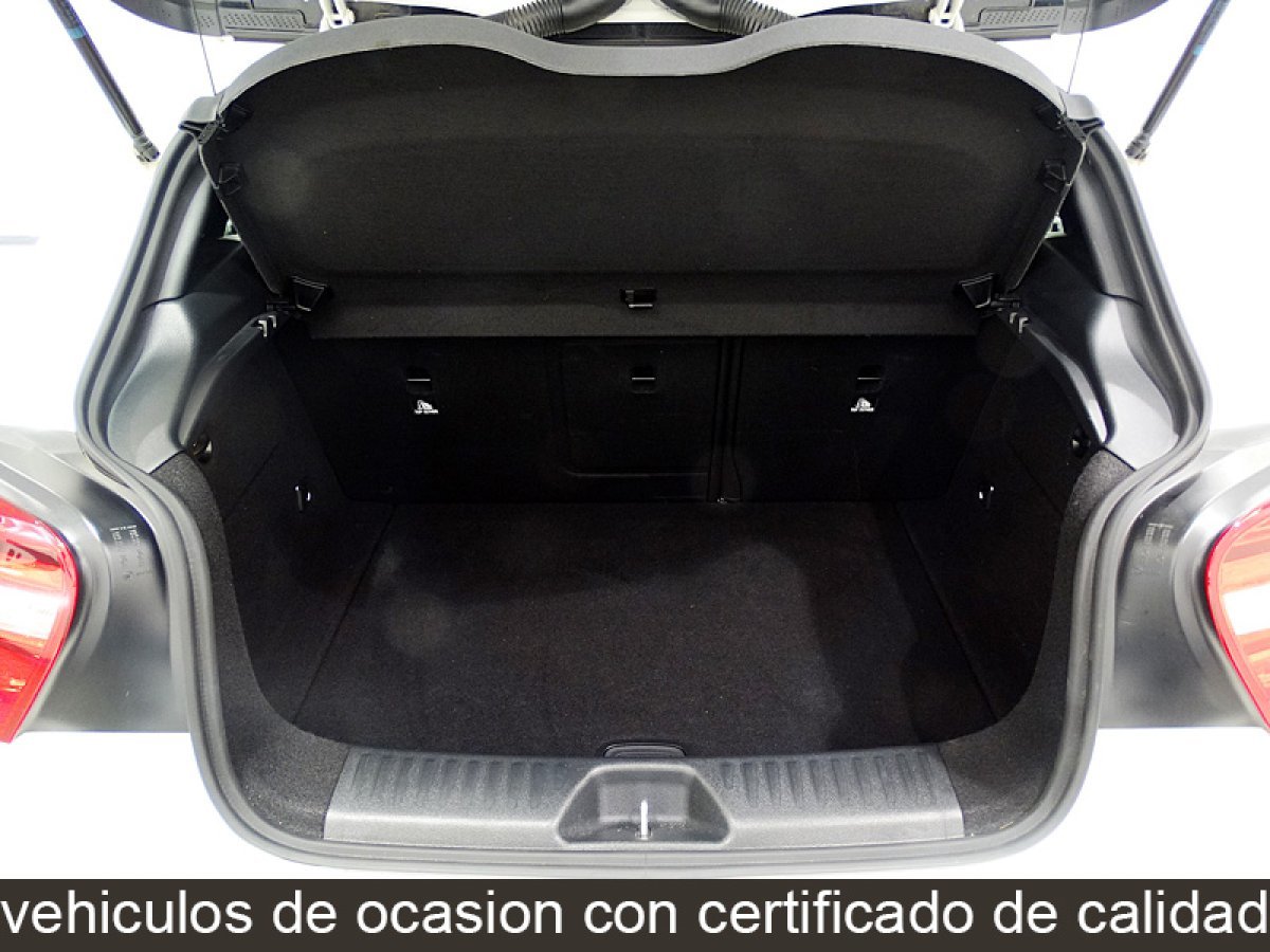 Foto Mercedes-Benz Clase A 16