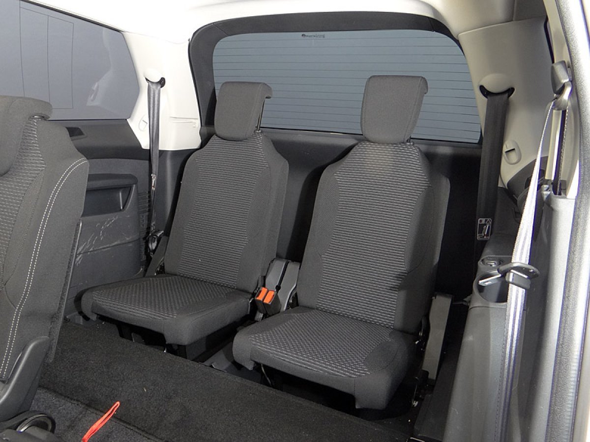 Foto Citroën Grand C4 Picasso 29