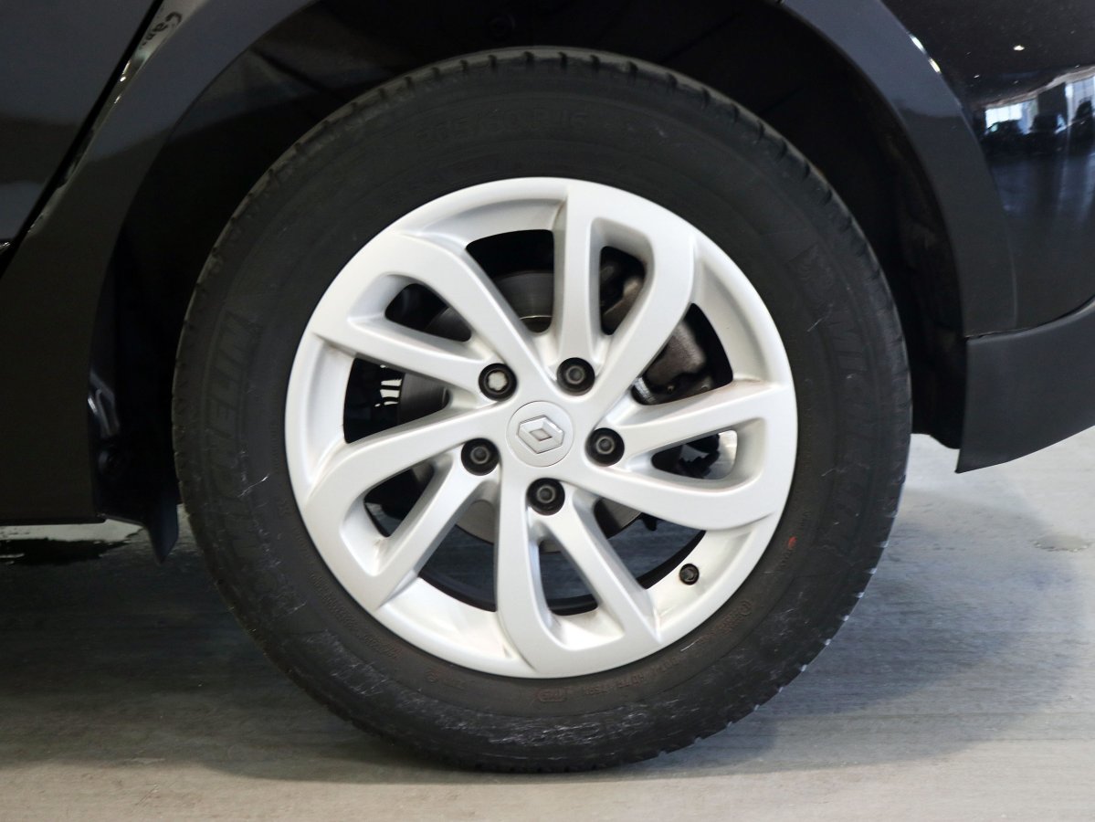 Foto Renault Scénic 27