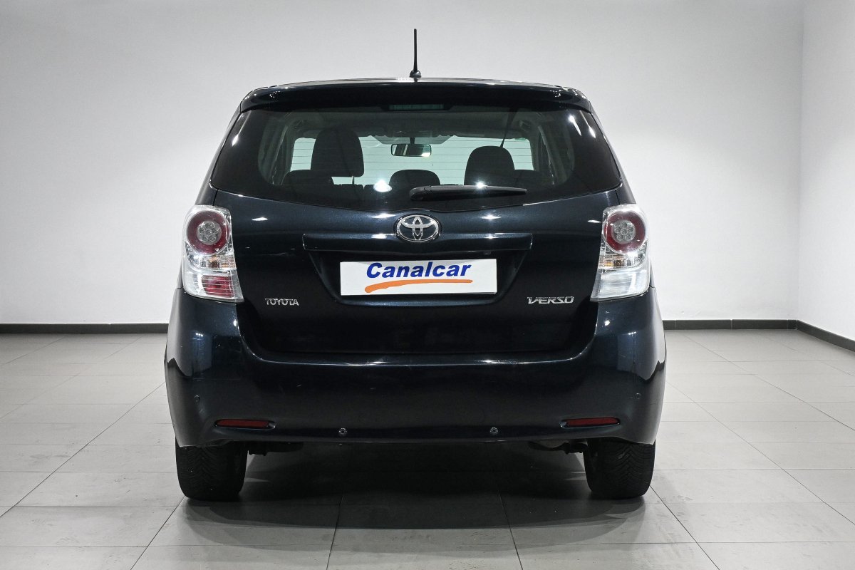 Foto Toyota Corolla Verso 5