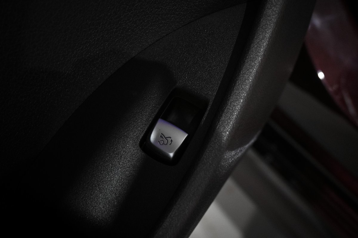 Foto Mercedes-Benz Clase E 28