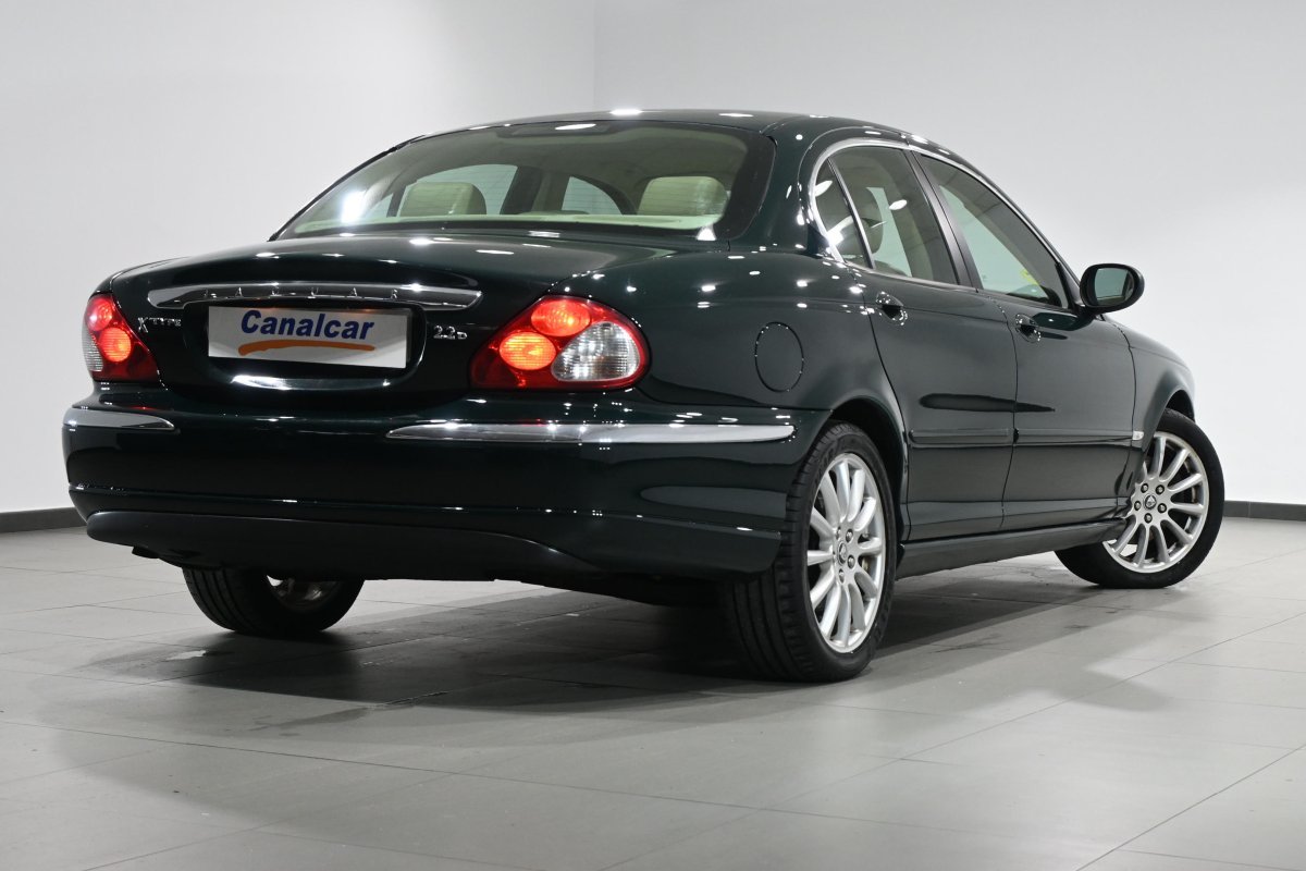 Foto Jaguar X-Type 4