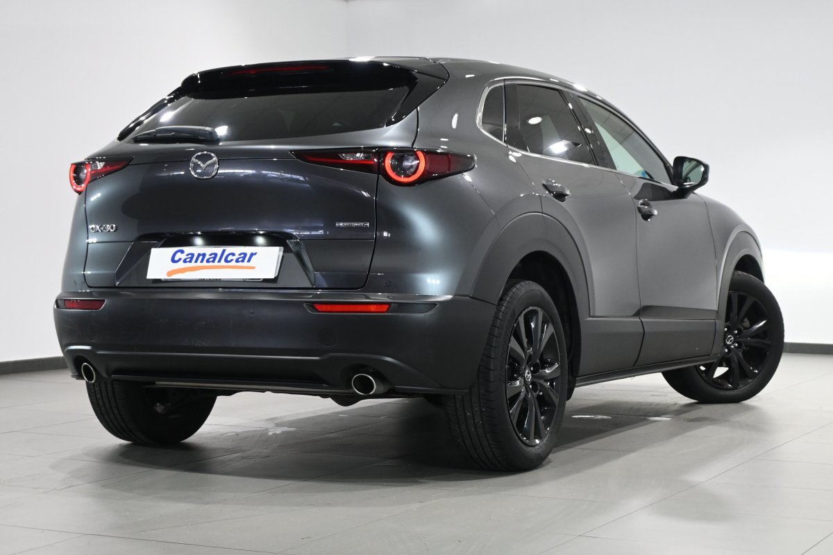 Foto Mazda CX-30 4