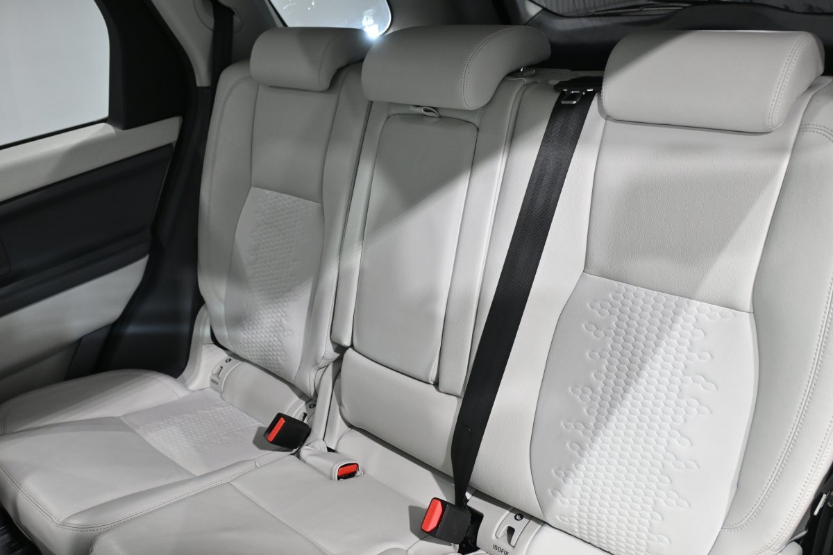 Foto Land-Rover Discovery Sport 12